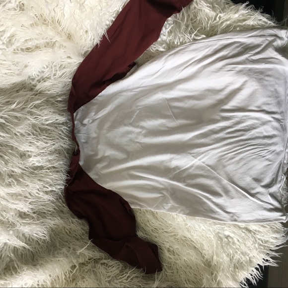 Oh Bey T-shirt - Picture 5 of 5